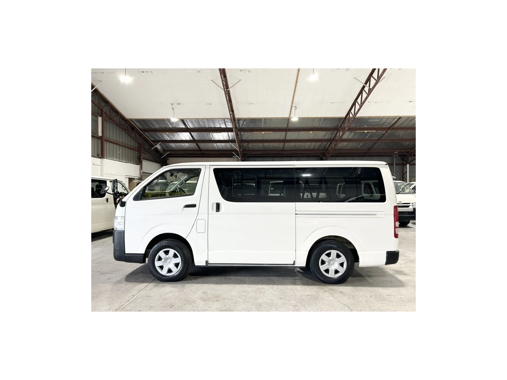 2019 Toyota Hiace =4X4= Rear Aircon_6 or 9 Seater ** BIG SALE _ OFFER END 14/05 **