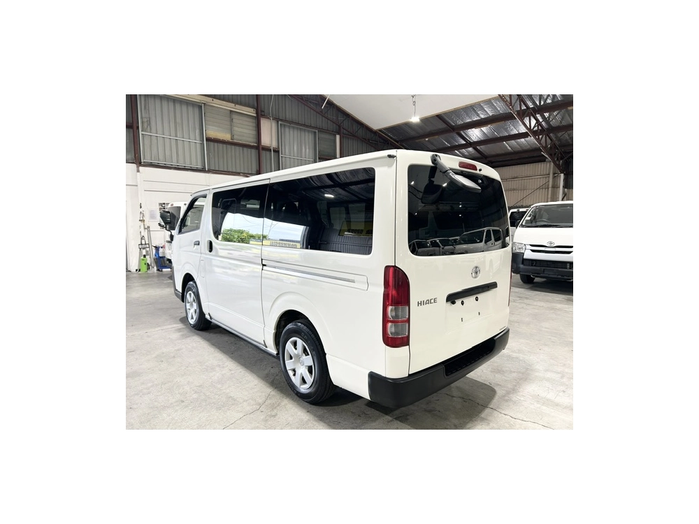 2019 Toyota Hiace =4X4= Rear Aircon_6 or 9 Seater ** BIG SALE _ OFFER END 14/05 **