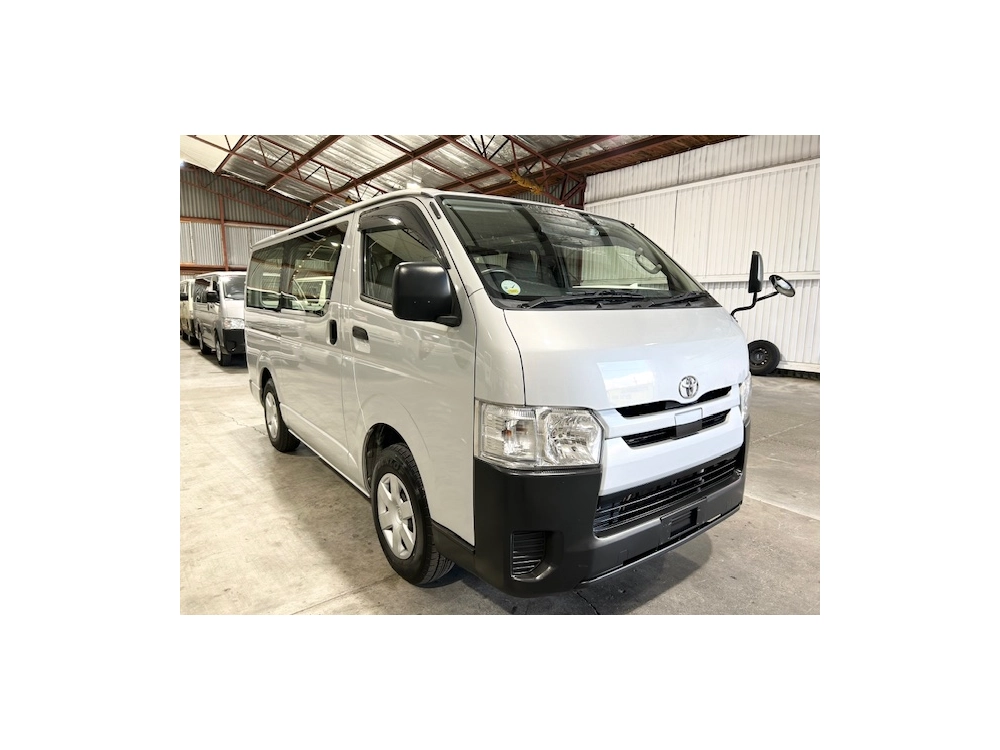 2019 Toyota Hiace ** SUPER LOW 73kms ** +++ $4000 REDUCED +++