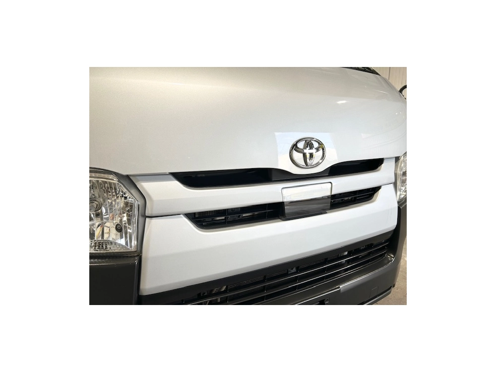 2019 Toyota Hiace ** SUPER LOW 73kms ** +++ $4000 REDUCED +++