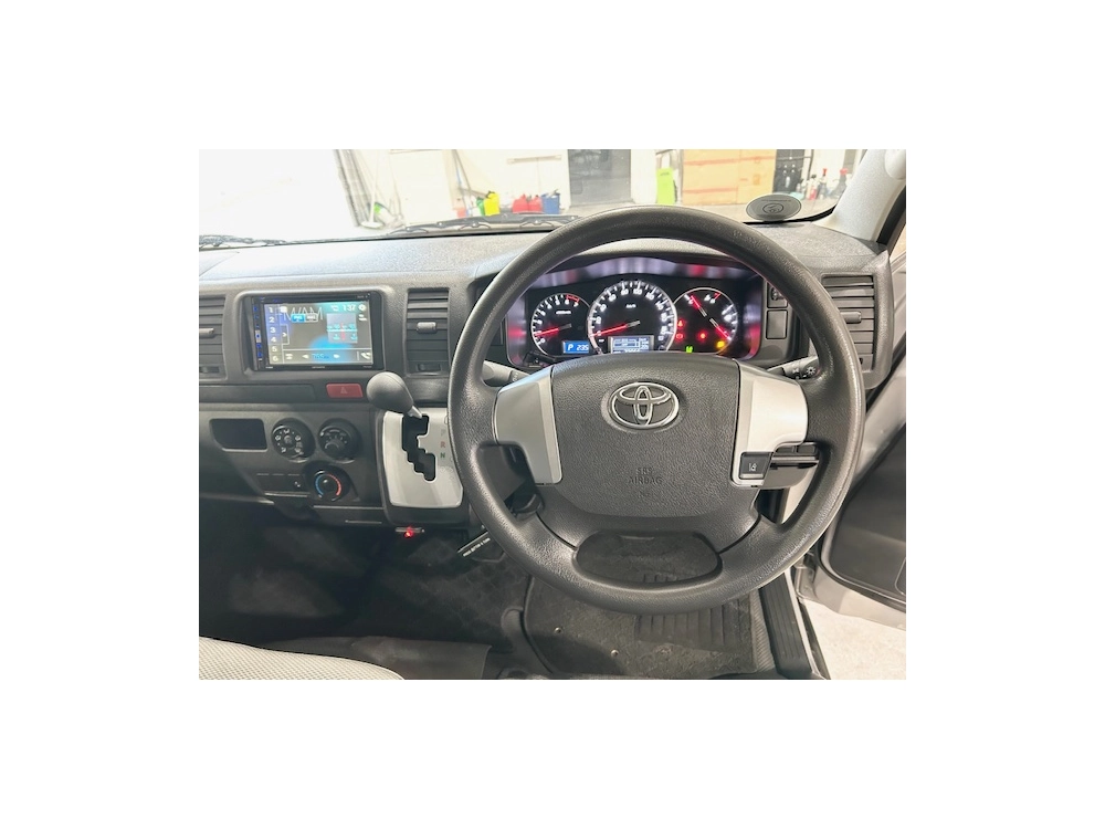 2019 Toyota Hiace ** SUPER LOW 73kms ** +++ $4000 REDUCED +++