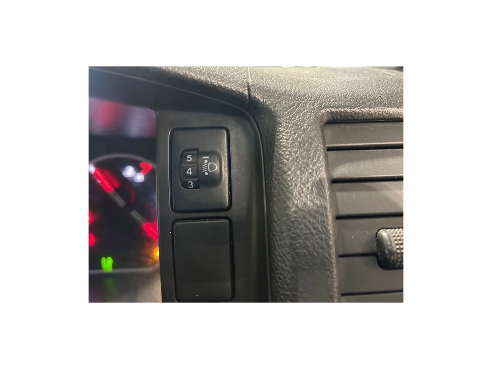 2019 Toyota Hiace ** SUPER LOW 73kms ** +++ $4000 REDUCED +++