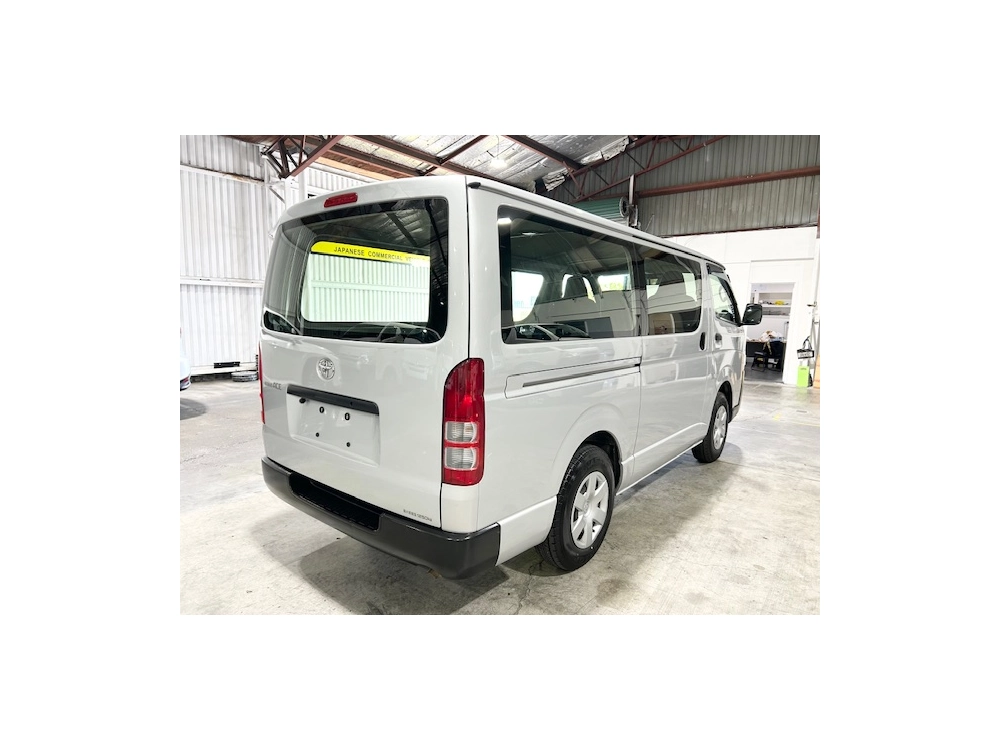2019 Toyota Hiace ** SUPER LOW 73kms ** +++ $4000 REDUCED +++