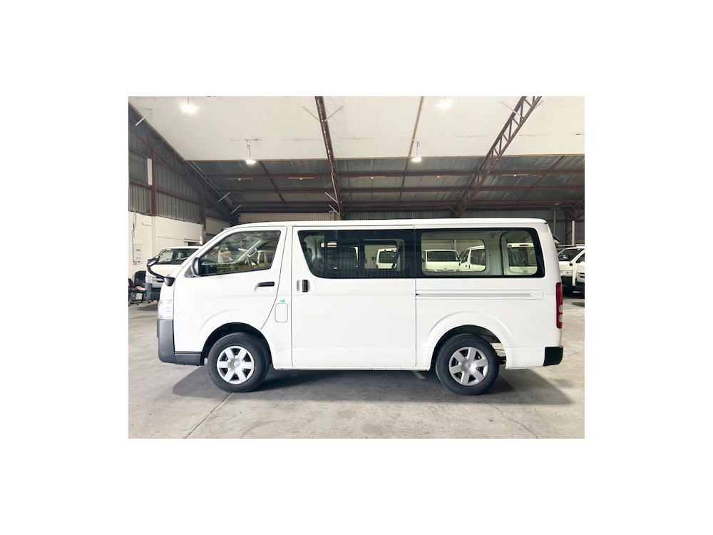 2021 Toyota Hiace Facelift Model 4x4 *6 Seaters*