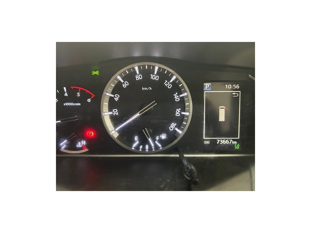 2021 Toyota Hiace Facelift Model 4x4 *6 Seaters*