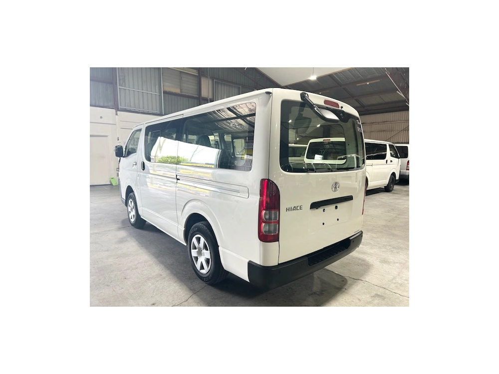 2021 Toyota Hiace CURRENT Model 4WD_ 6 Seaters_ $500 DISCOUNTED FOR FUEL (1 WEEK ONLY)