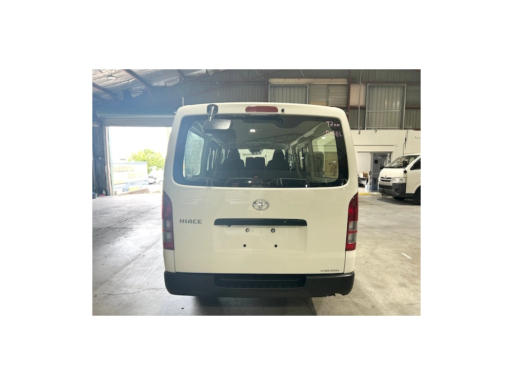 2021 Toyota Hiace Facelift Model 4x4 *6 Seaters*
