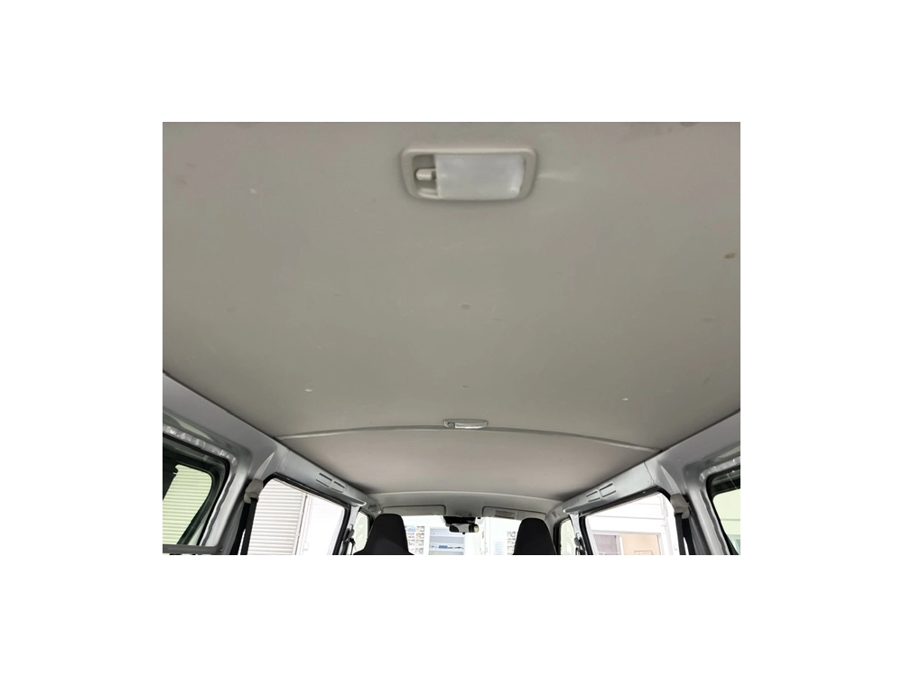 2021 Toyota Hiace 4X4 Facelift Model / ONLY 75km / 6 SEATER
