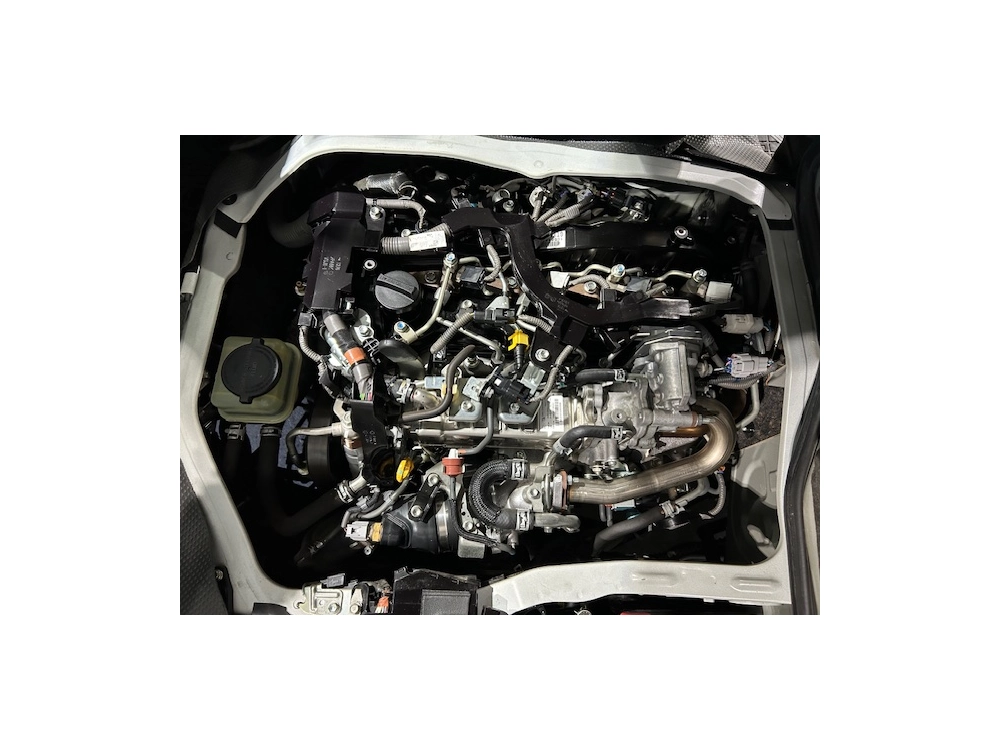 2020 Toyota Hiace LATEST FACELIFT MODEL ** SUPER LOW 76kms **