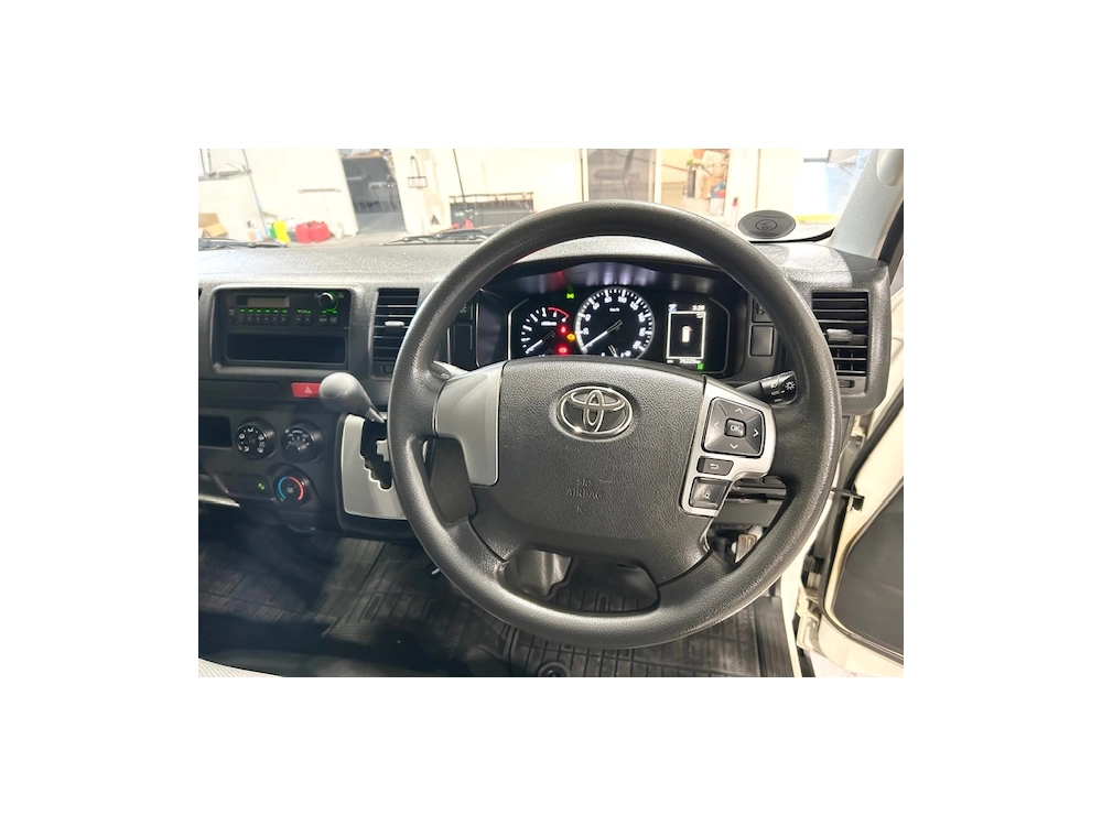 2020 Toyota Hiace LATEST FACELIFT MODEL ** SUPER LOW 76kms **