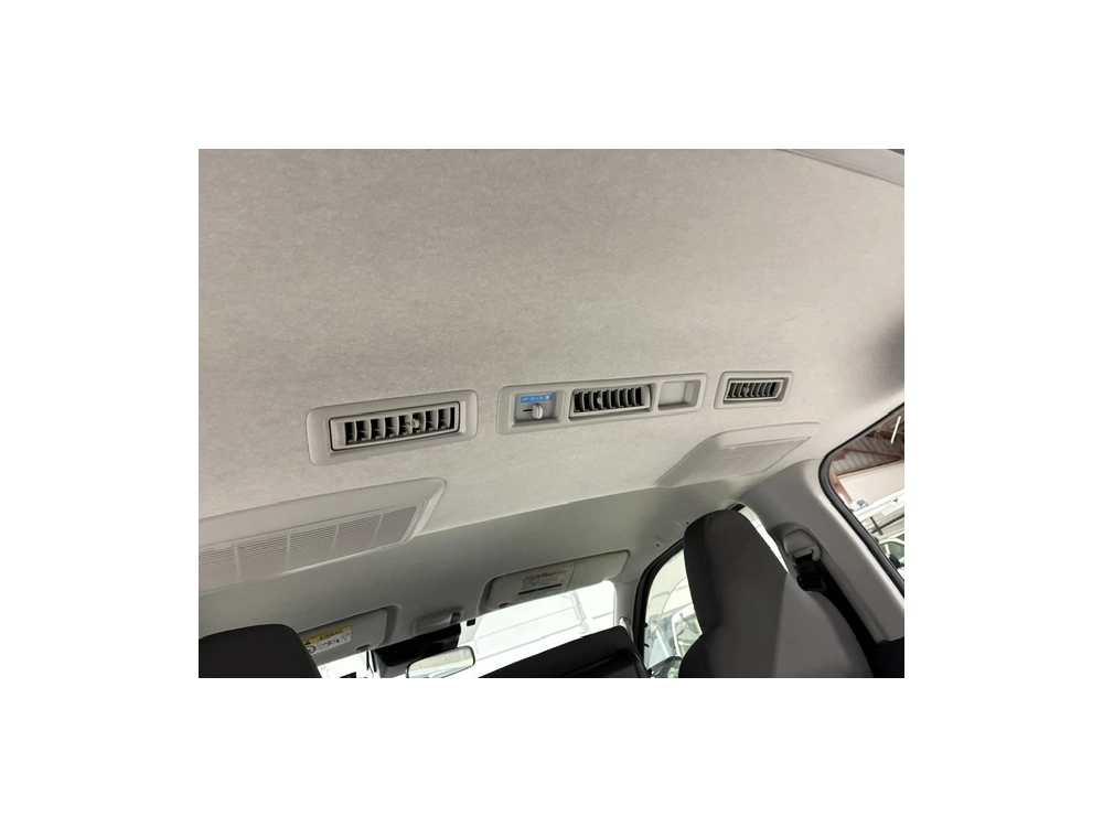 2018 Toyota Hiace =4X4= GL PACKAGE!! 6 SEATERS / FULL OPTIONS!!