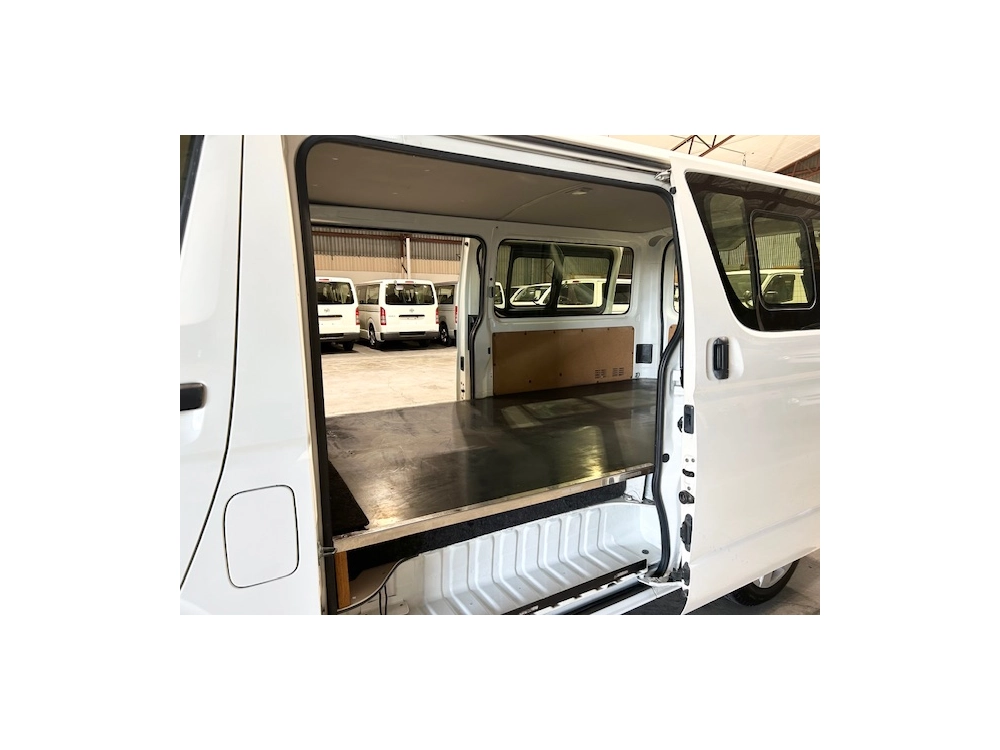 2017 Toyota Hiace 78kms Only $1000 REDUCED for Fuel Inflation 