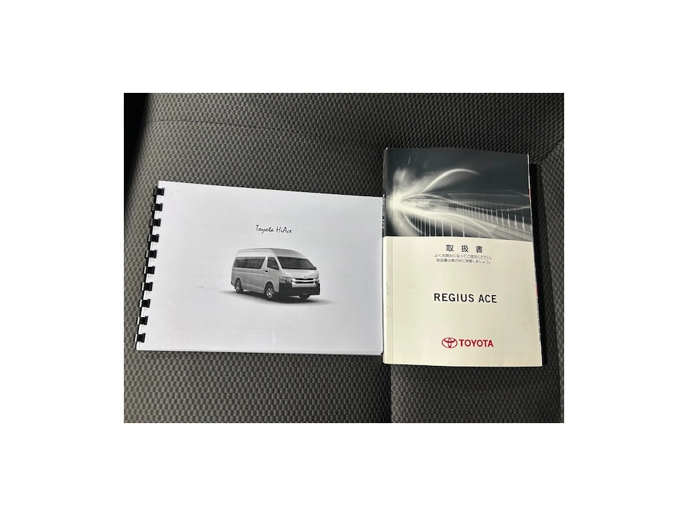 2017 Toyota Hiace 78kms Only $1000 REDUCED for Fuel Inflation 