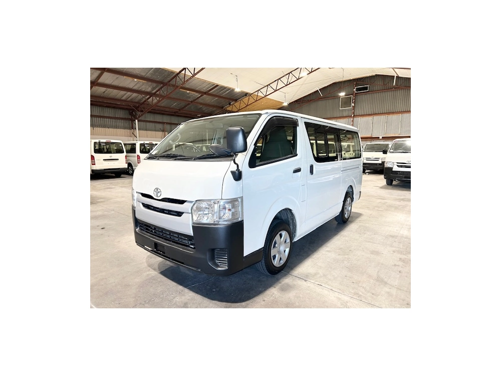 2018 Toyota Hiace = 6 Seaters = ONLY 89kms!!