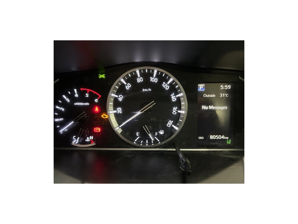 2021 Toyota Hiace ** FULL TIME 4WD ** NEW YEAR SALE