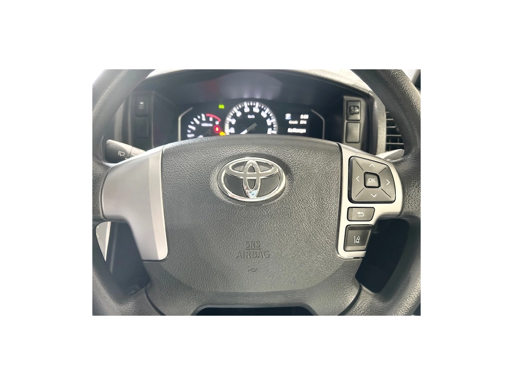 2021 Toyota Hiace ** FULL TIME 4WD ** NEW YEAR SALE