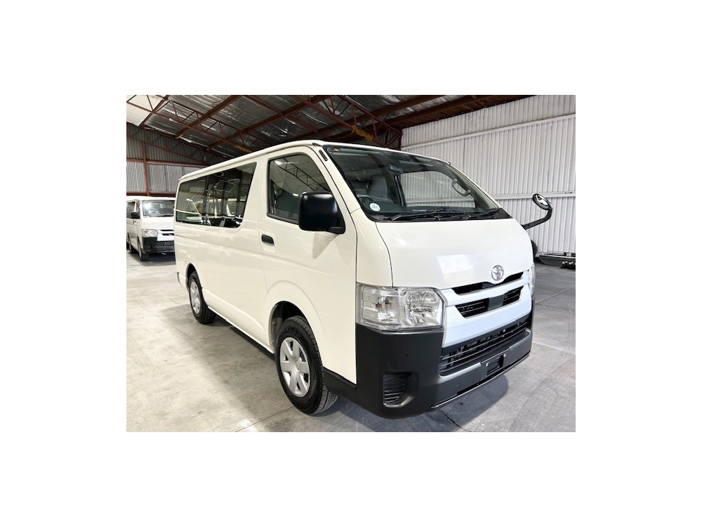 2021 Toyota Hiace ** FULL TIME 4WD ** NEW YEAR SALE
