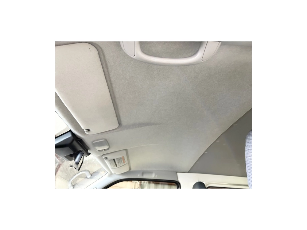 2021 Toyota Hiace ** FULL TIME 4WD ** NEW YEAR SALE