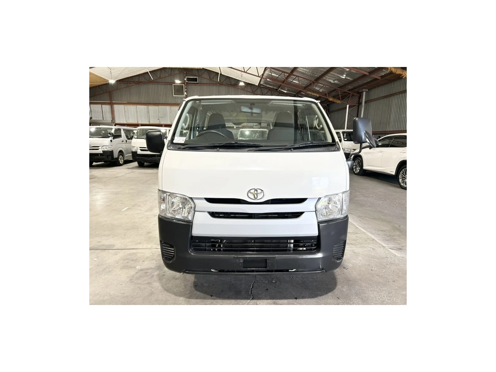 2017 Toyota Hiace =ONLY 80kms= *** $1000 DISCOUNTED for FUEL