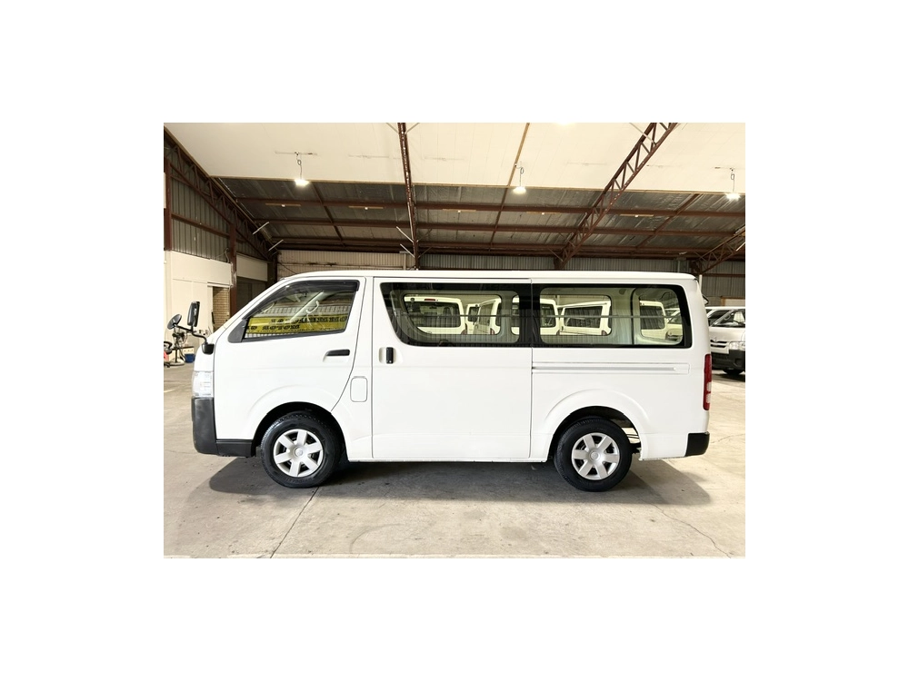 2017 Toyota Hiace =ONLY 80kms= *** $1000 DISCOUNTED for FUEL