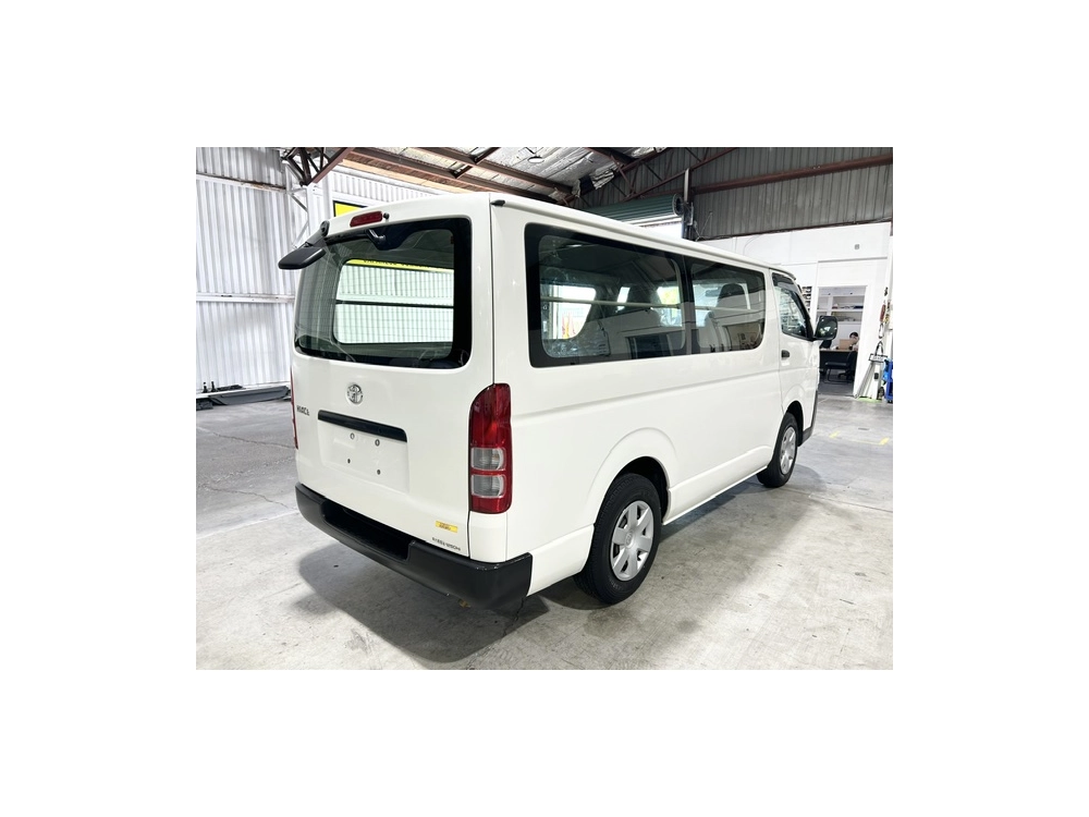 2017 Toyota Hiace =ONLY 80kms= *** $1000 DISCOUNTED for FUEL