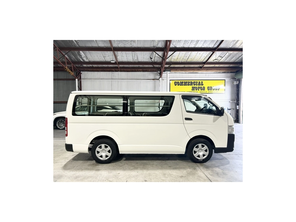2017 Toyota Hiace =ONLY 80kms= *** $1000 DISCOUNTED for FUEL