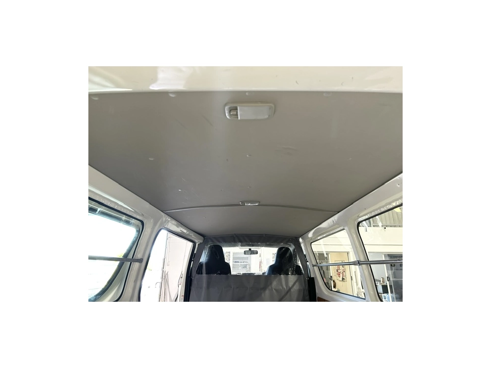 2017 Toyota Hiace =ONLY 80kms= *** $1000 DISCOUNTED for FUEL