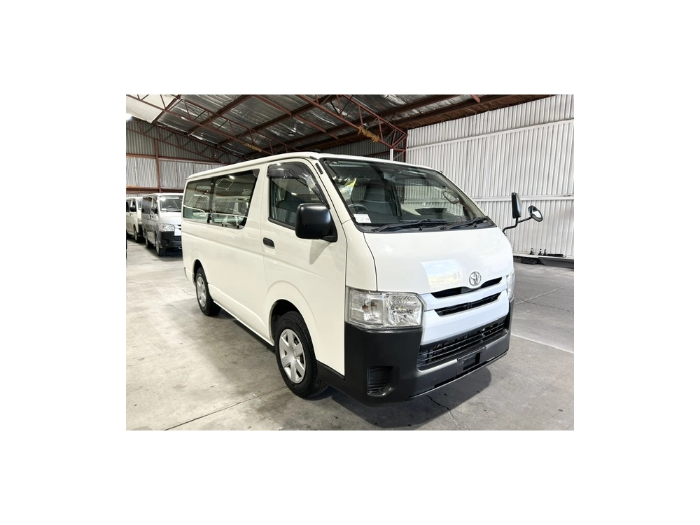 2017 Toyota Hiace =ONLY 80kms= *** $1000 DISCOUNTED for FUEL