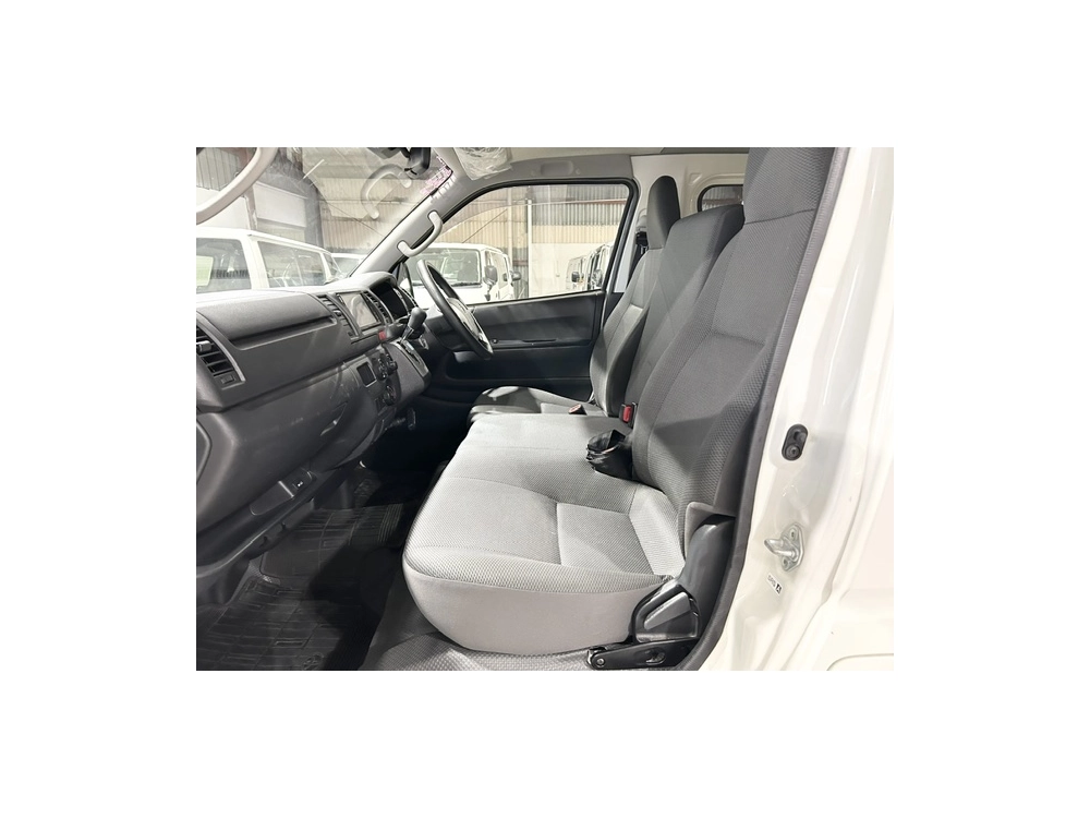 2021 Toyota Hiace Facelift Model =4X4= Timber Floor! $1000 DISCOUNTED for FUEL