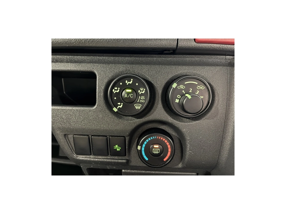 2022 Toyota Hiace RARE HIGHROOF 4X4 DIESEL!!! 