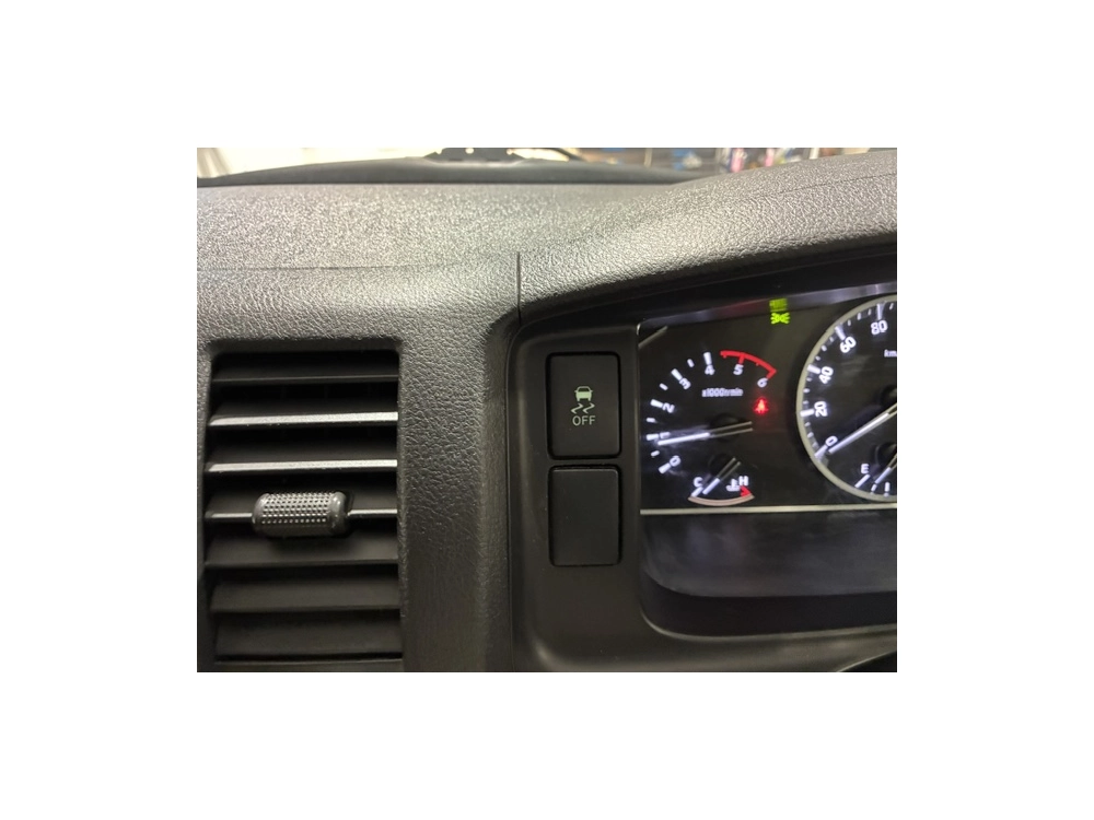 2022 Toyota Hiace RARE HIGHROOF 4X4 DIESEL!!! 