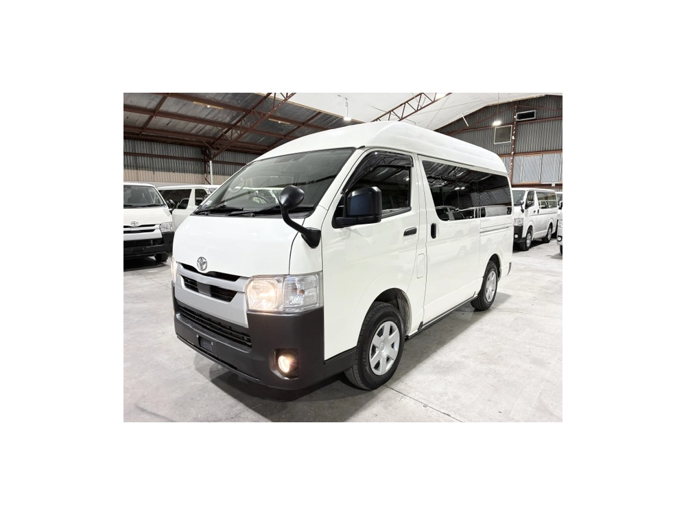 2022 Toyota Hiace RARE HIGHROOF 4X4 DIESEL!!! 
