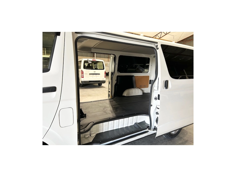 2020 Toyota Hiace Facelift Model *4WD* Super Low 82km