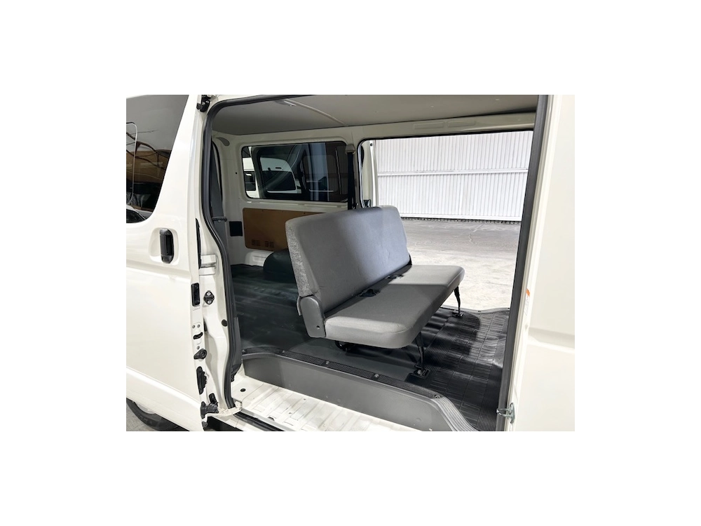 2020 Toyota Hiace LATEST FACELIFTMODEL --$4000 REDUCED-- 