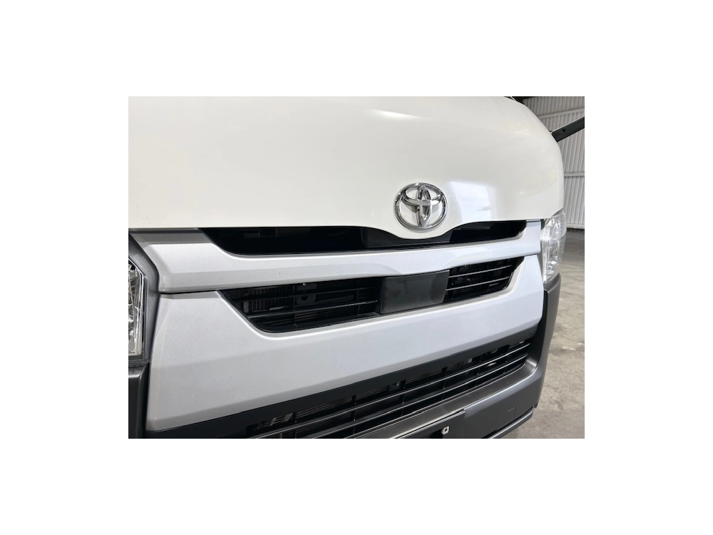 2020 Toyota Hiace LATEST FACELIFTMODEL --$4000 REDUCED-- 