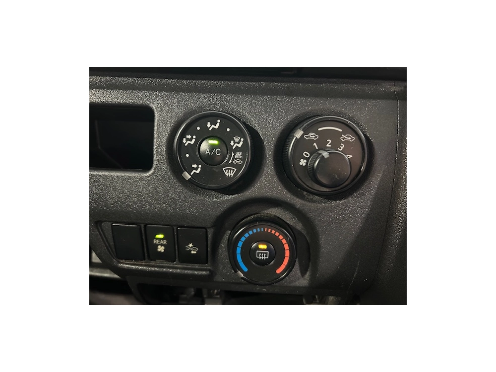 2019 Toyota Hiace == 6 / 9 Seters = FINAL SALE before INFLATION