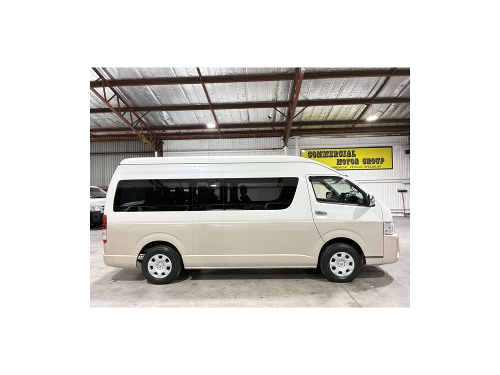 2019 Toyota Hiace GRAND CABIN 4X4 =10 SEATER (Removable) FULL OPTIONS
