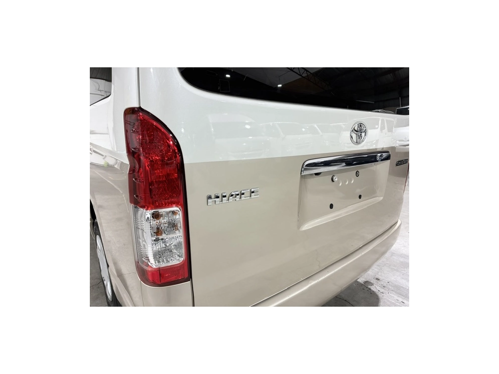 2019 Toyota Hiace GRAND CABIN 4X4 =10 SEATER (Removable) FULL OPTIONS
