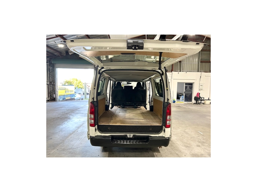2018 Toyota Hiace *** $4000 REDUCED *** ** Toyota ROOFRACK **
