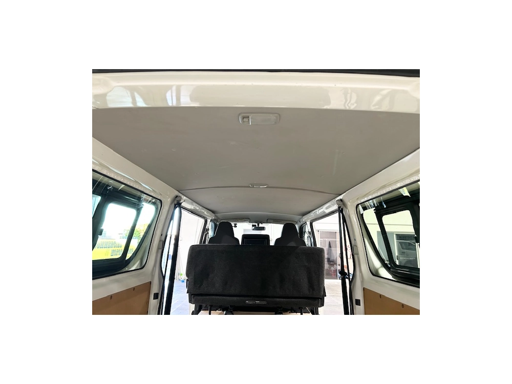 2018 Toyota Hiace *** $4000 REDUCED *** ** Toyota ROOFRACK **
