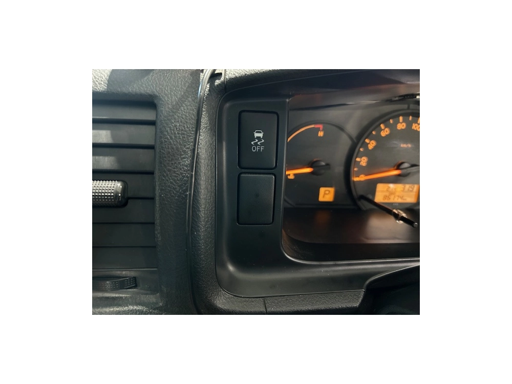 2018 Toyota Hiace *** $4000 REDUCED *** ** Toyota ROOFRACK **
