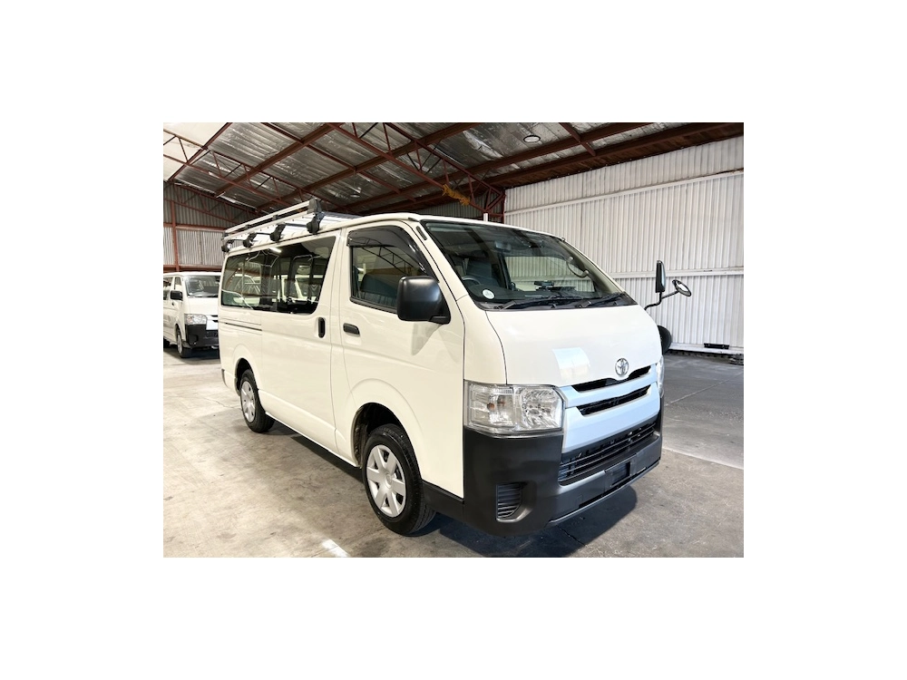 2018 Toyota Hiace *** $4000 REDUCED *** ** HEAVY DUTY ROOFRACK **