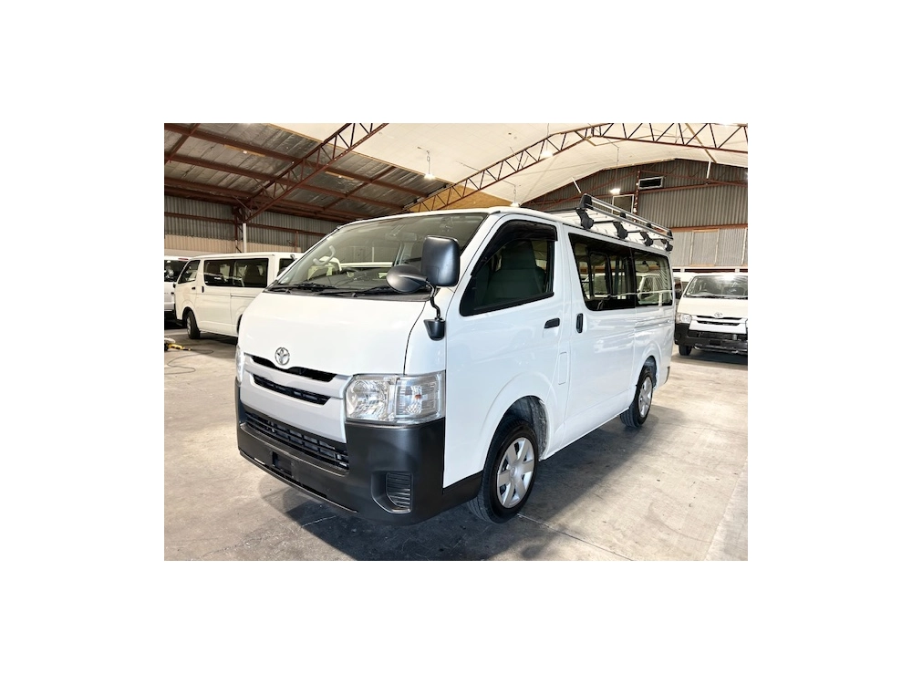 2018 Toyota Hiace *** $4000 REDUCED *** ** HEAVY DUTY ROOFRACK **