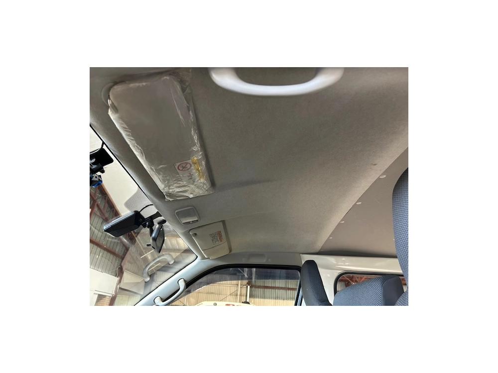 2018 Toyota Hiace *** $4000 REDUCED *** ** Toyota ROOFRACK **