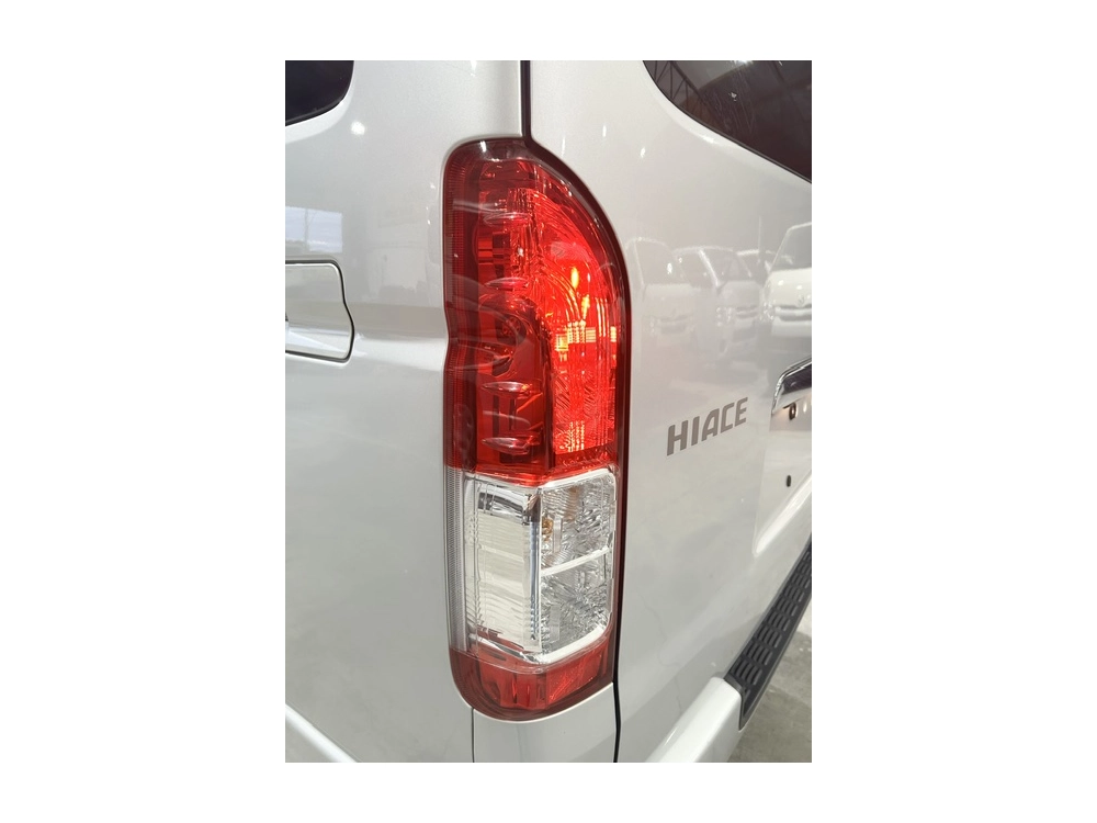 2019 Toyota Hiace GL PACKAGE = FREE Toyota RooRack =*EOFY BIGGEST SALE NOW -- OFFER END 26/06*