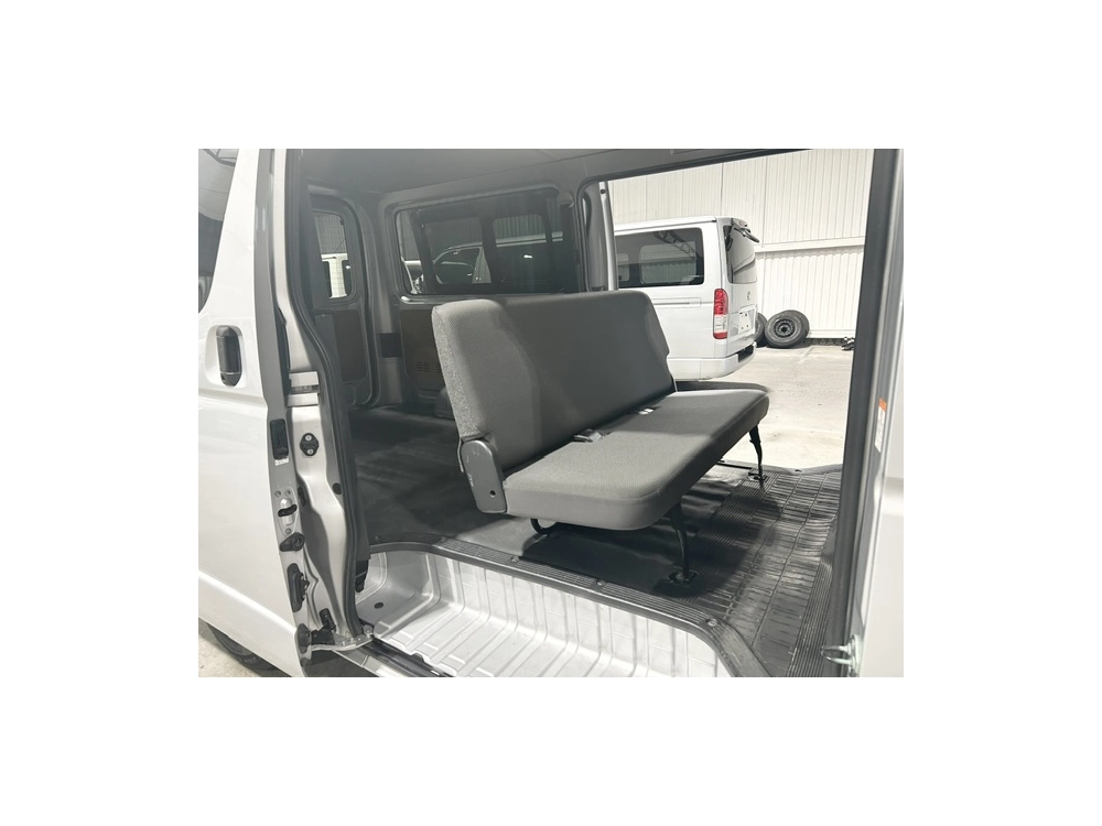 2019 Toyota Hiace GL PACKAGE = FREE Toyota RooRack =*EOFY BIGGEST SALE NOW -- OFFER END 26/06*
