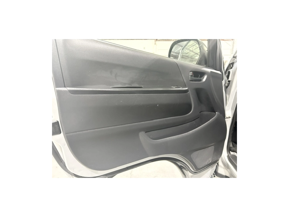 2019 Toyota Hiace GL PACKAGE = FREE Toyota RooRack =*EOFY BIGGEST SALE NOW -- OFFER END 26/06*