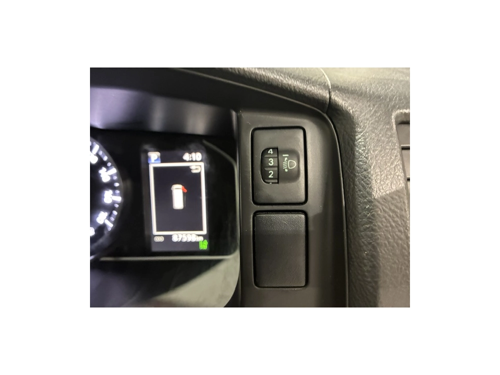 2021 Toyota Hiace Facelift Model / 4X4 / 6 SEATER