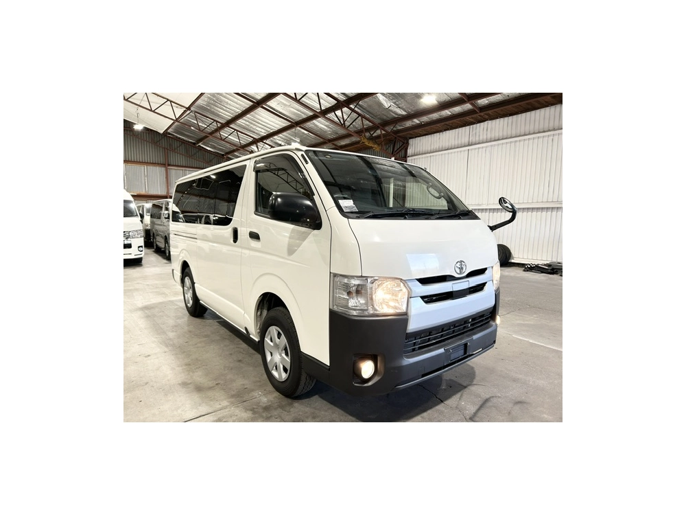 2019 Toyota Hiace Super Low 88kms! =4X4= Dual Airbags _ 6 Seaters