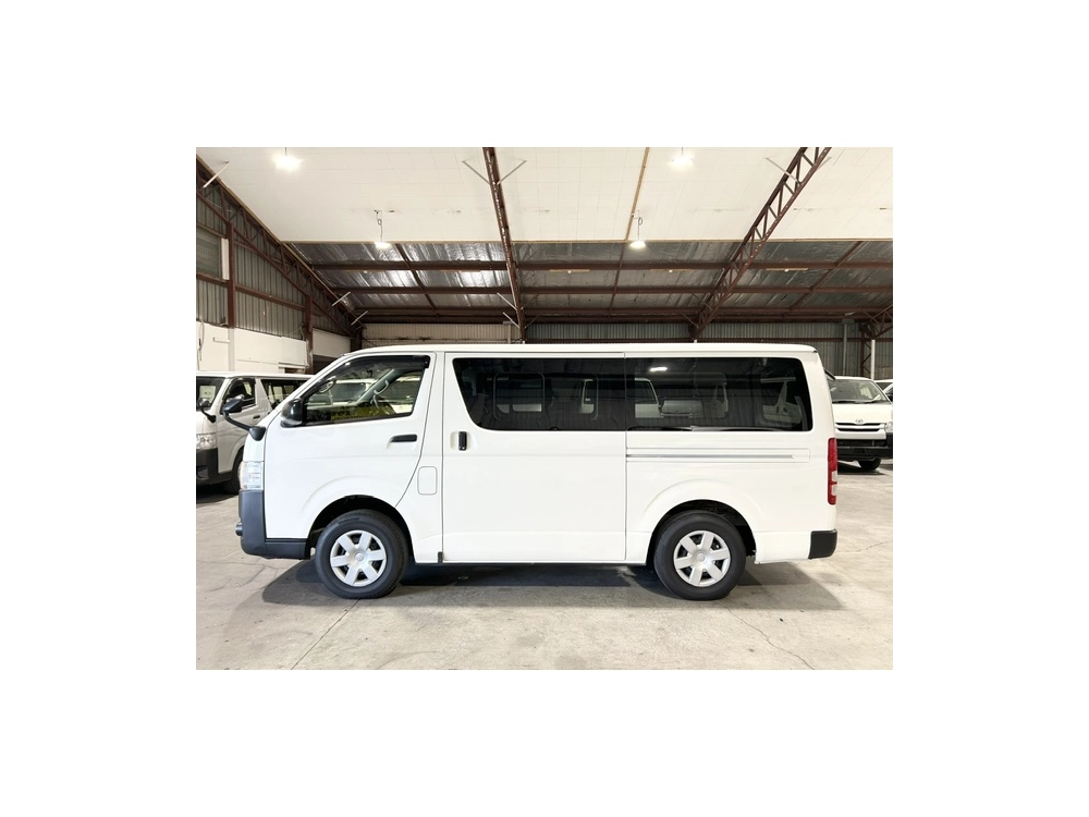 2019 Toyota Hiace Super Low 88kms! =4X4= Dual Airbags _ 6 Seaters